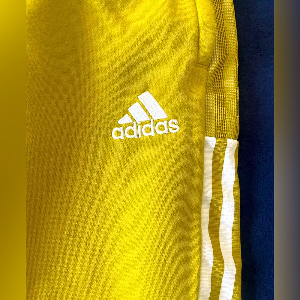 Adidas Men’s Fleece track pants sz XL